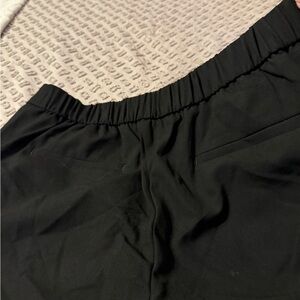 Ann Taylor Black Cropped Pants